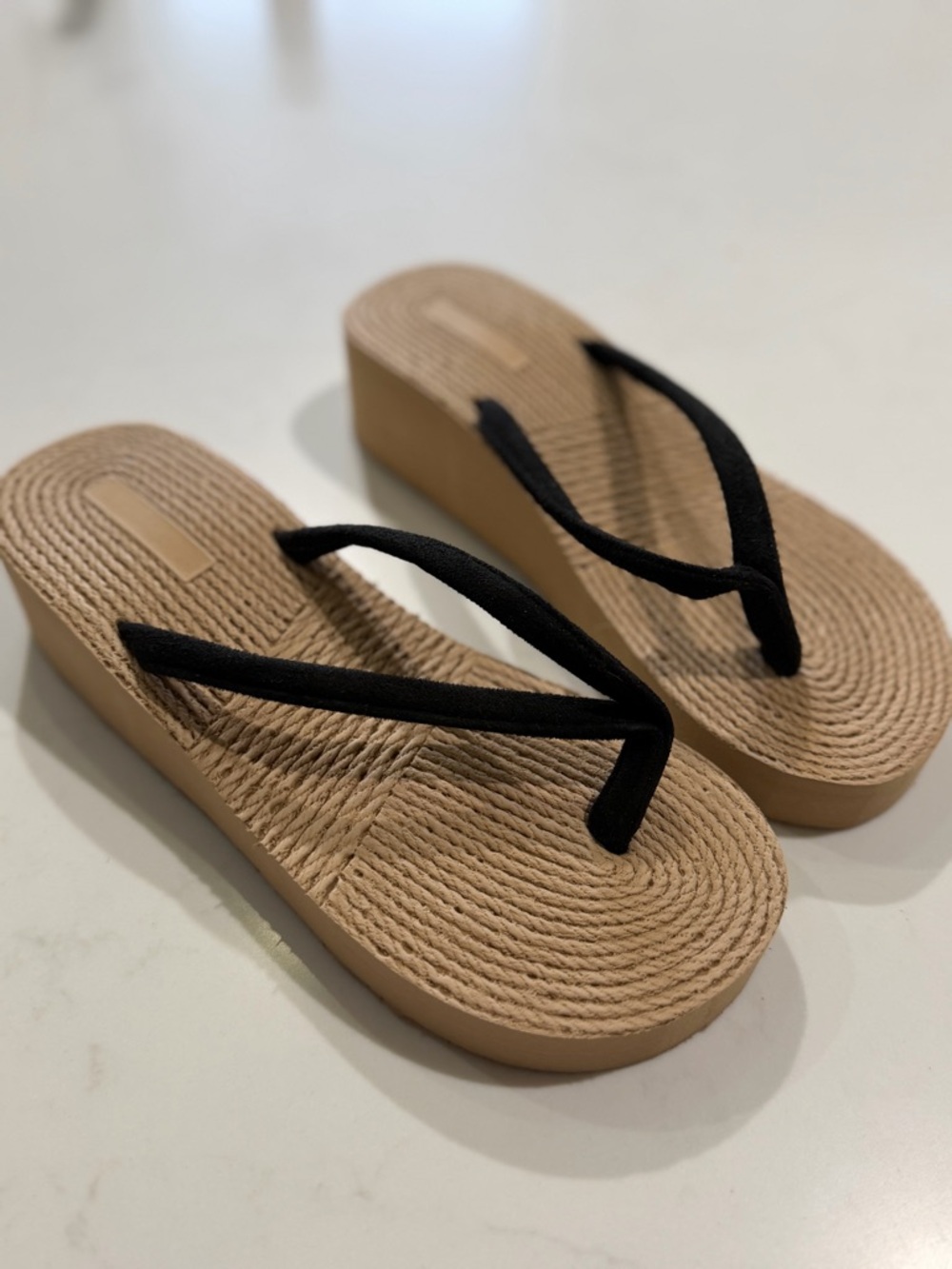 Womens Black Strap Tan Wedge Flip Flop Sandals